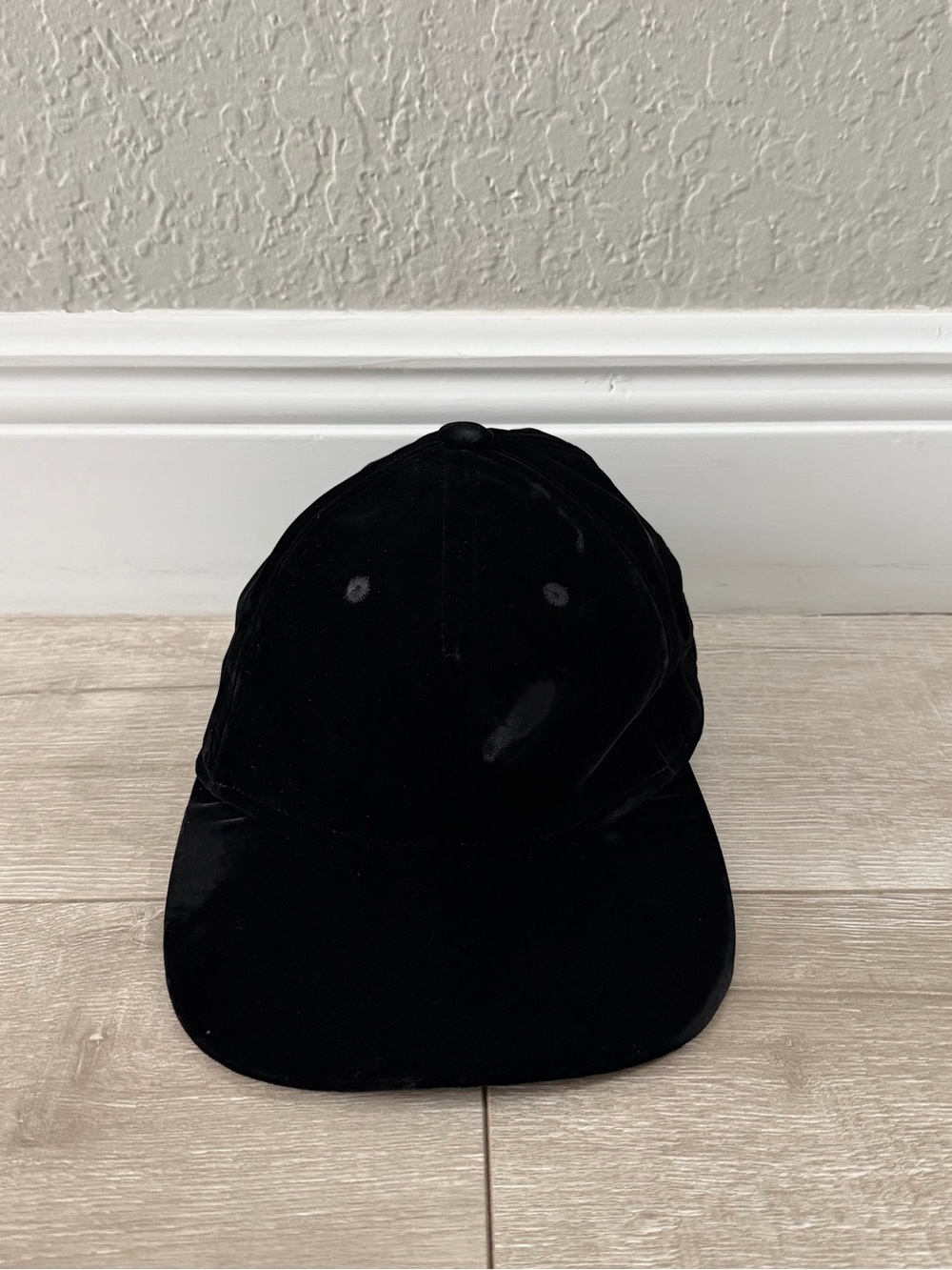 Tom ford Adult unisex  Black Velvet Baseball Cap